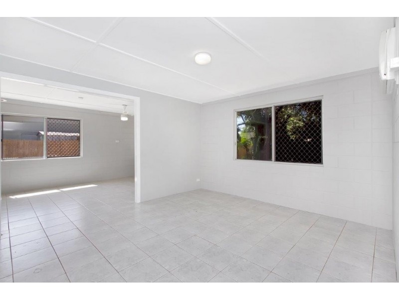 140 Trinity Beach Road, Trinity Beach QLD 4879