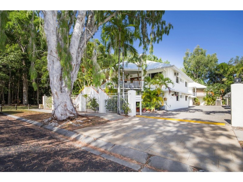 8/34 Oliva Street, Palm Cove QLD 4879