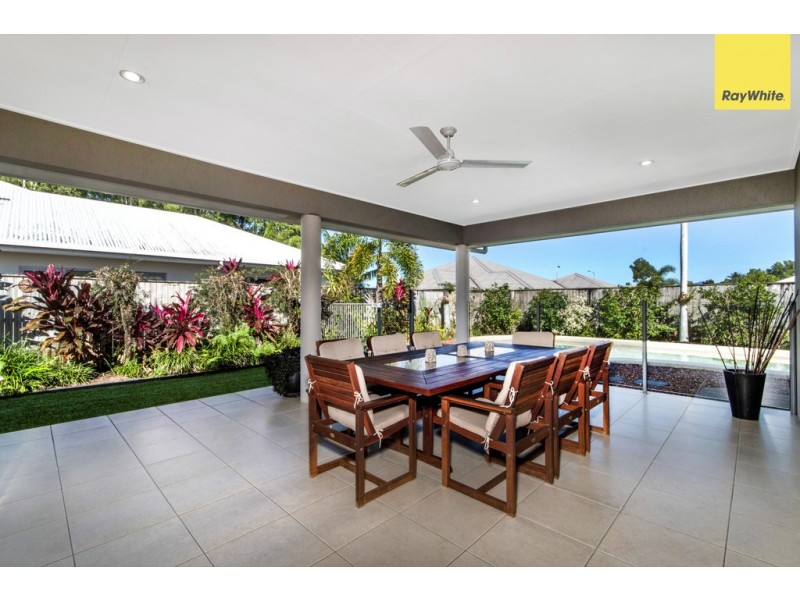 3 Bowline Close, Trinity Beach QLD 4879