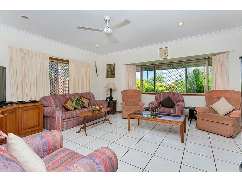 23 Majestic Street, Kamerunga QLD 4870