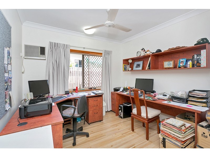 23 Majestic Street, Kamerunga QLD 4870