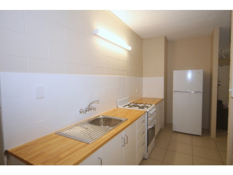 1/175 Sheridan Street, Cairns North QLD 4870