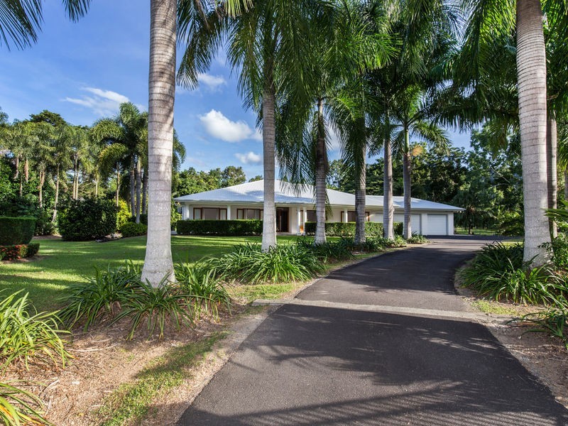 21-23 Evergreen Street, Clifton Beach QLD 4879