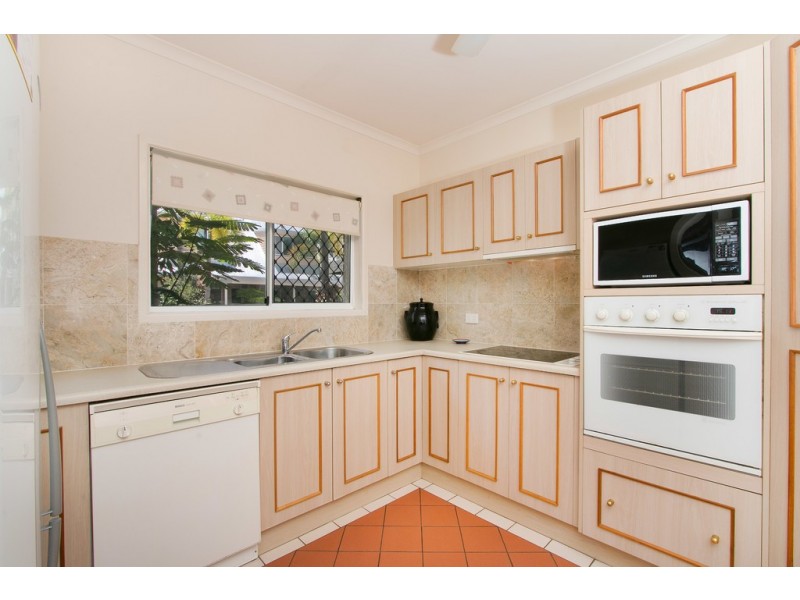 11/77-79 Moore Street, Trinity Beach QLD 4879