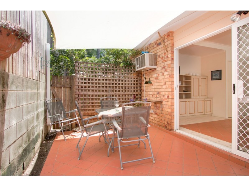 11/77-79 Moore Street, Trinity Beach QLD 4879