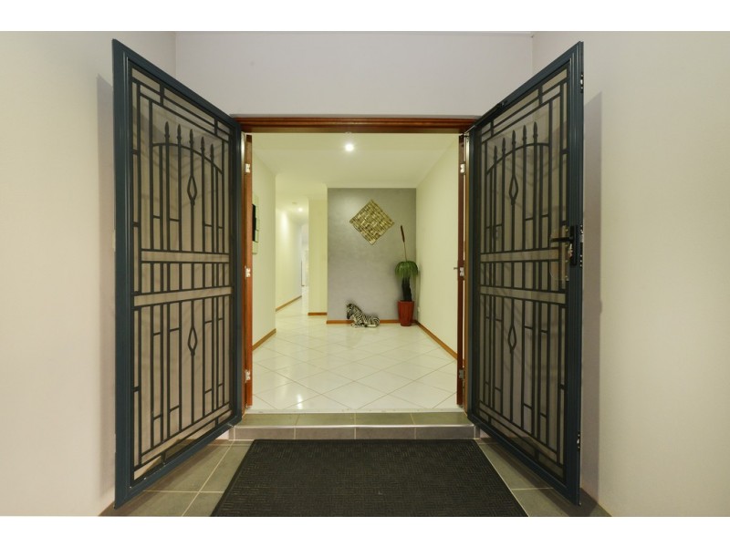 30 Catamaran Circuit, Trinity Beach QLD 4879