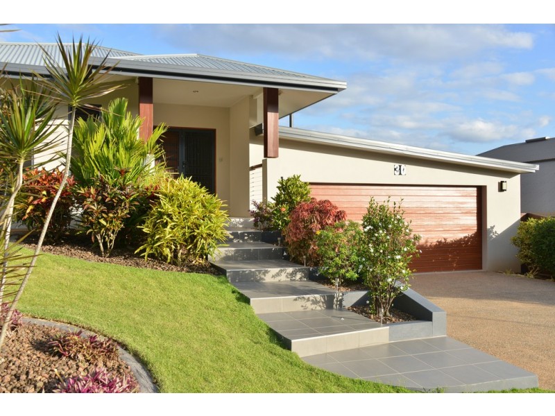 30 Catamaran Circuit, Trinity Beach QLD 4879