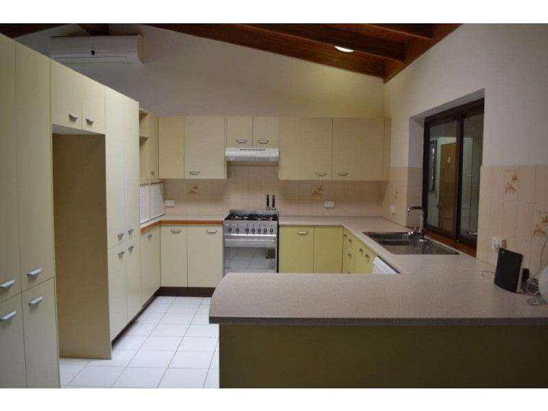 24 Starling Street, Kewarra Beach QLD 4879