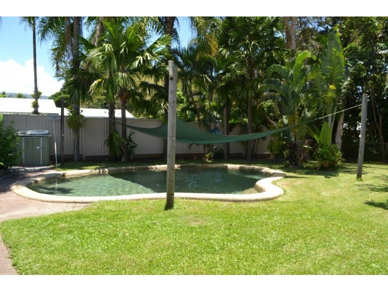 24 Starling Street, Kewarra Beach QLD 4879