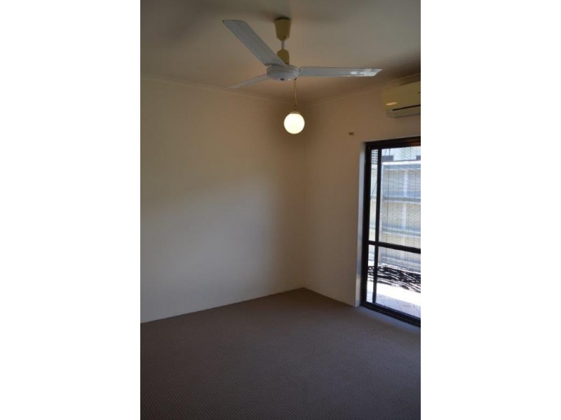 24 Starling Street, Kewarra Beach QLD 4879