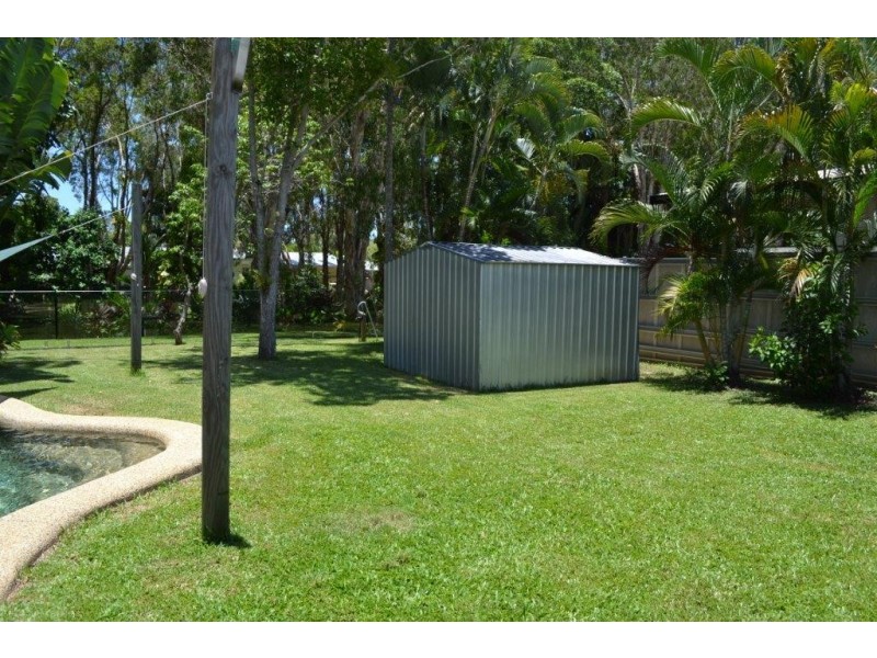 24 Starling Street, Kewarra Beach QLD 4879