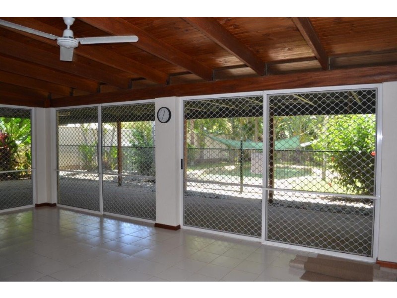 24 Starling Street, Kewarra Beach QLD 4879