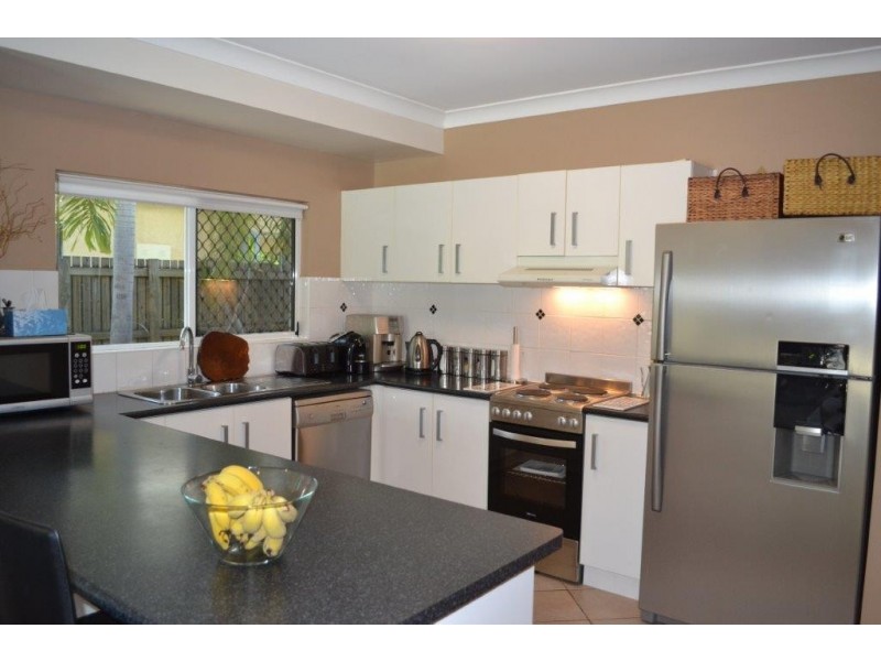 8 Capri Close, Kewarra Beach QLD 4879