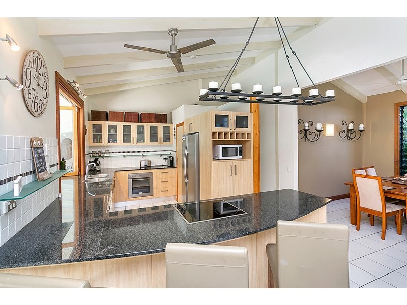 54 Terebra Street, Palm Cove QLD 4879