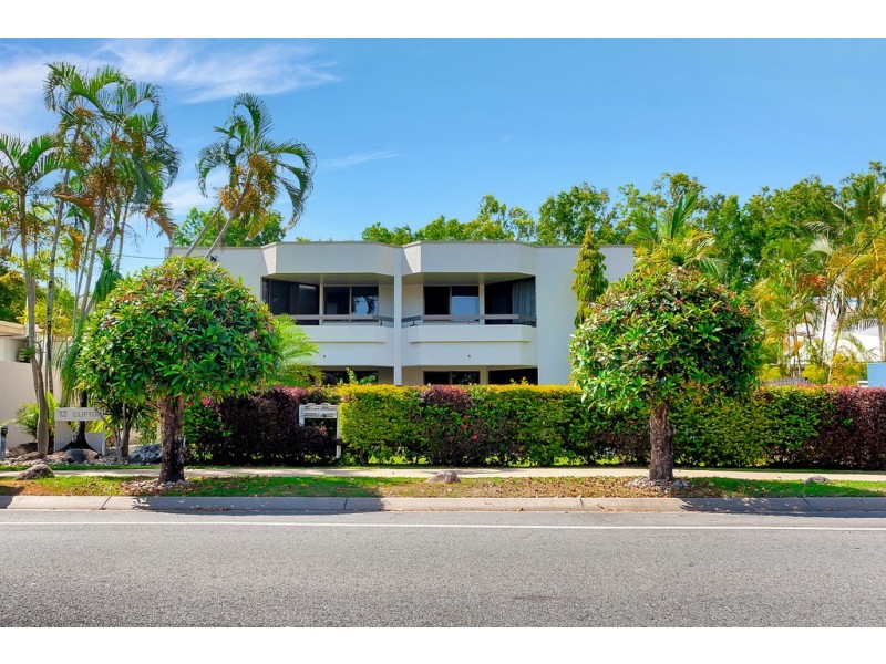 2/12 Clifton Road, Clifton Beach QLD 4879