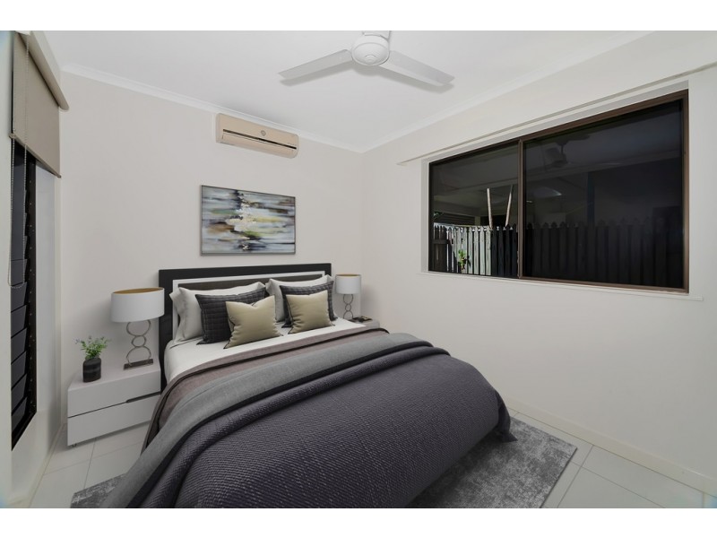 2/12 Clifton Road, Clifton Beach QLD 4879