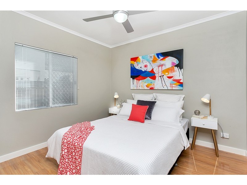 2/505 Varley Street, Yorkeys Knob QLD 4878