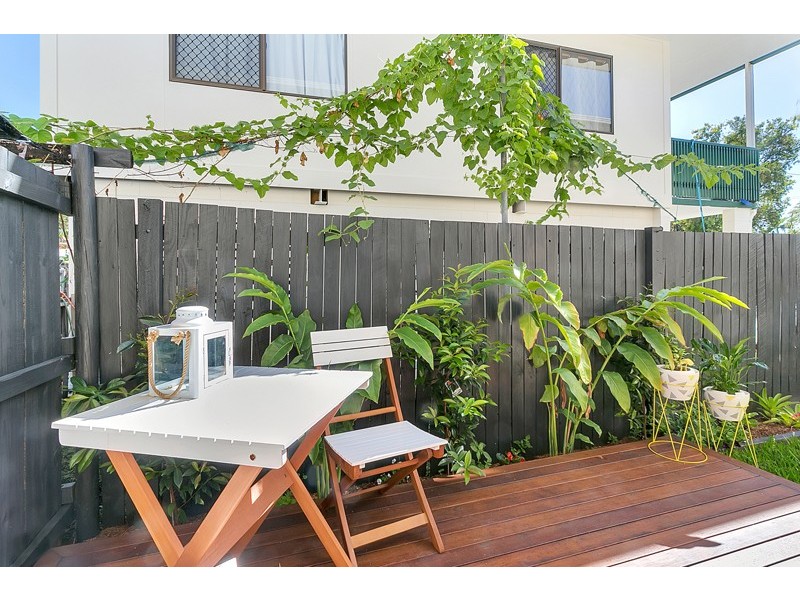 2/505 Varley Street, Yorkeys Knob QLD 4878