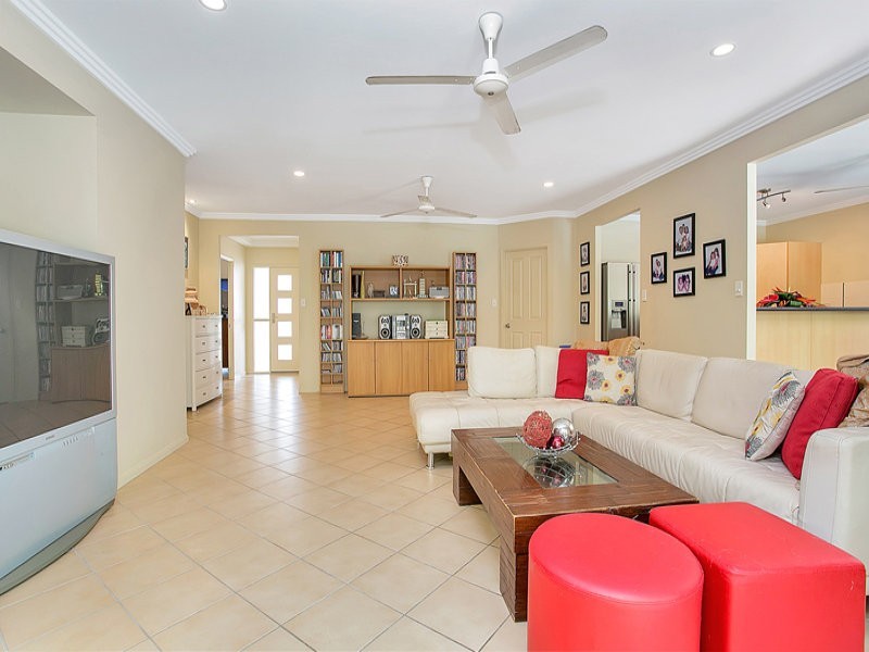 10 Howie Close, Kewarra Beach QLD 4879