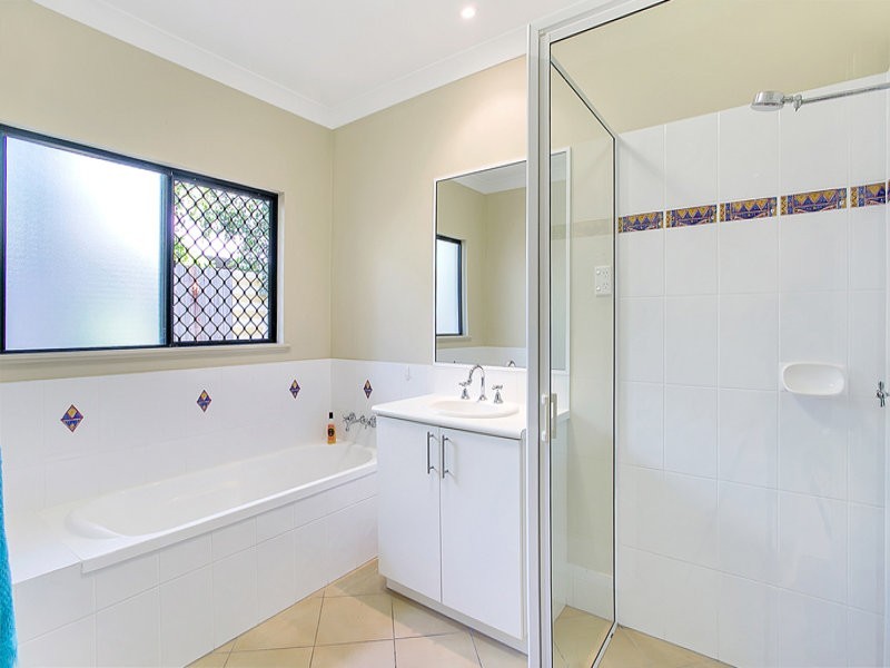 10 Howie Close, Kewarra Beach QLD 4879