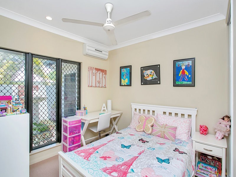 10 Howie Close, Kewarra Beach QLD 4879