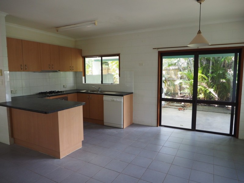 32 Starling Street, Kewarra Beach QLD 4879
