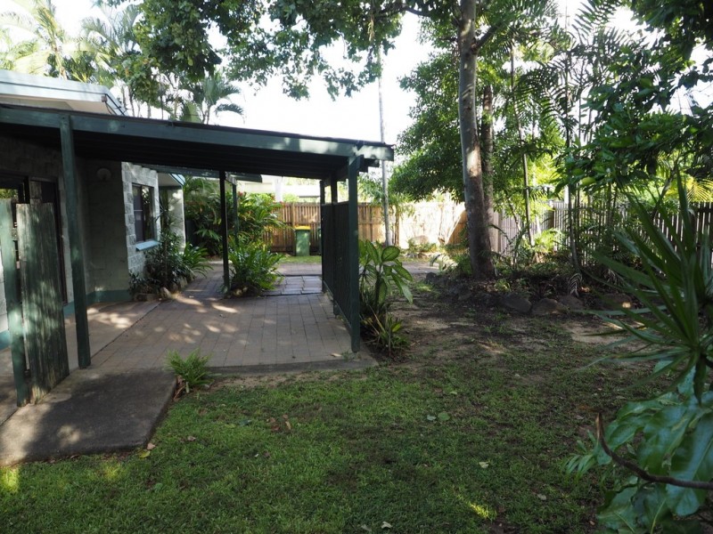 32 Starling Street, Kewarra Beach QLD 4879