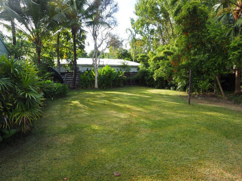 32 Starling Street, Kewarra Beach QLD 4879
