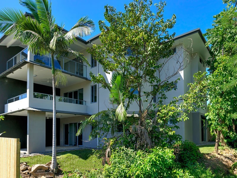 2/211-213 Kamerunga Road, Freshwater QLD 4870