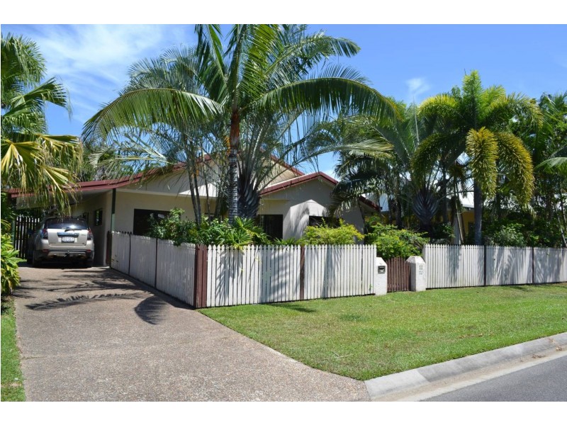 11 Dolphin Close, Kewarra Beach QLD 4879