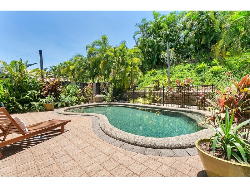 57 Moresby Street, Trinity Beach QLD 4879
