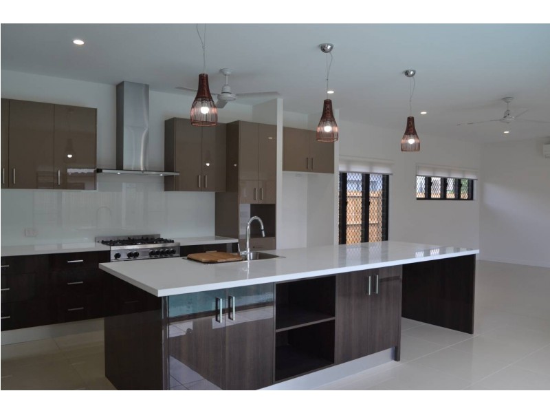 1 Bluecove Circuit, Trinity Park QLD 4879