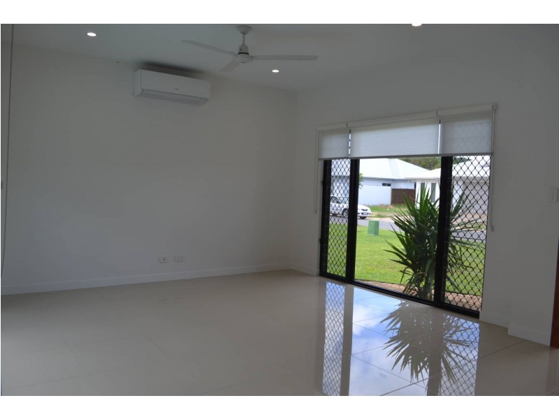 1 Bluecove Circuit, Trinity Park QLD 4879