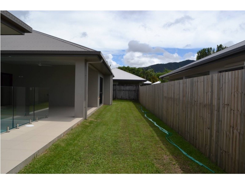 1 Bluecove Circuit, Trinity Park QLD 4879