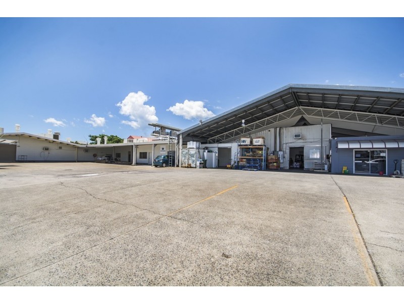 37 and 39 Joan street, Bungalow QLD 4870