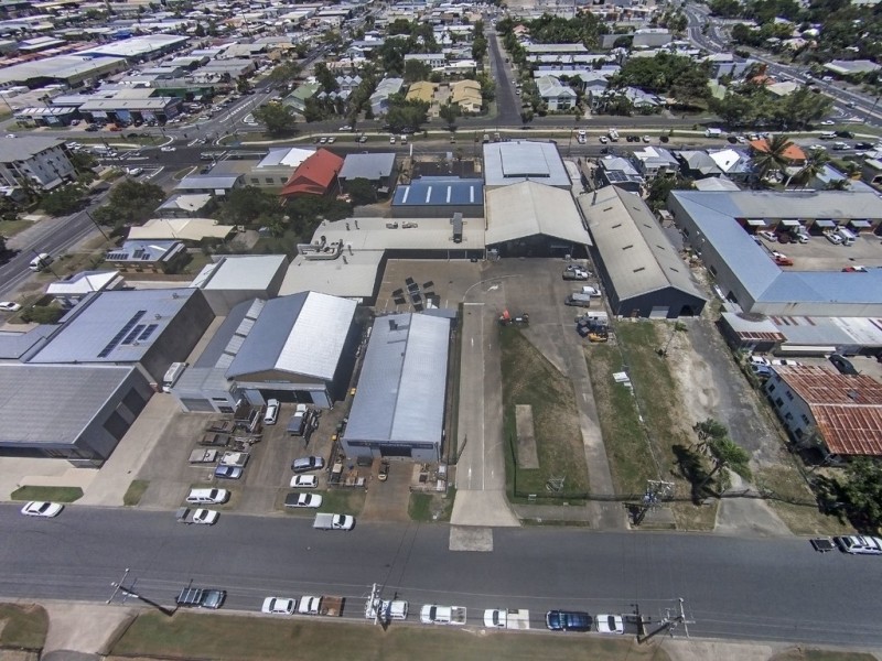 37 and 39 Joan street, Bungalow QLD 4870