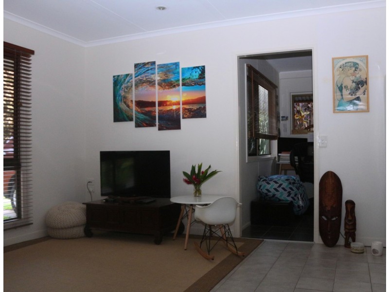 12 Talasea Street, Trinity Beach QLD 4879
