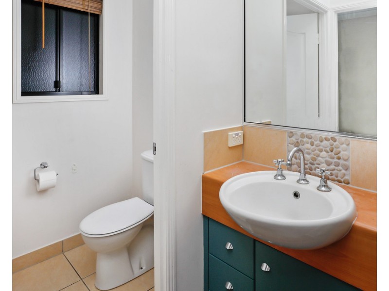 16 Lookout Terrace, Trinity Beach QLD 4879