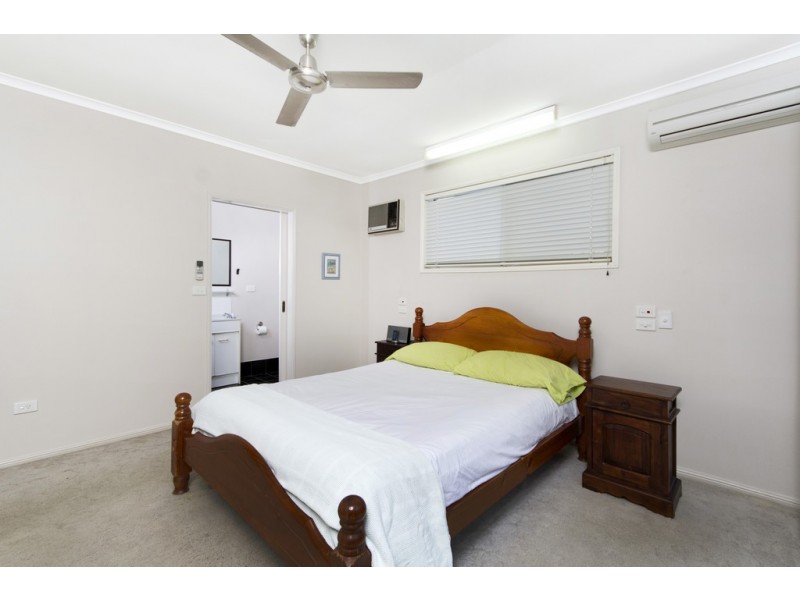 23 Flindersia street, Redlynch QLD 4870