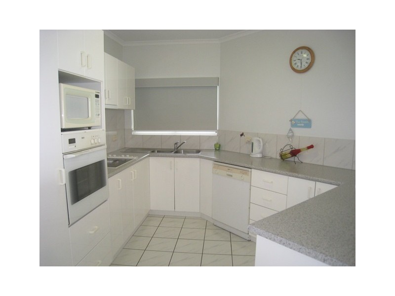 5/42 Moore Street, Trinity Beach QLD 4879