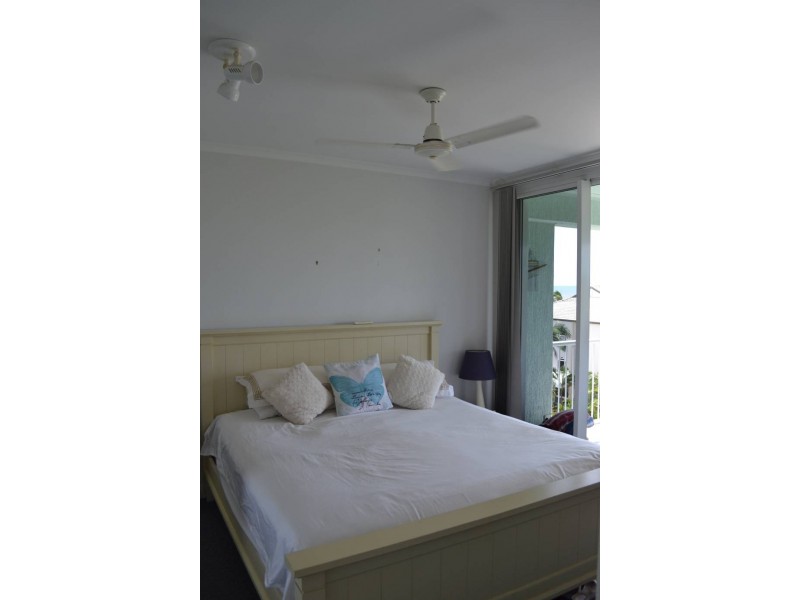 5/42 Moore Street, Trinity Beach QLD 4879