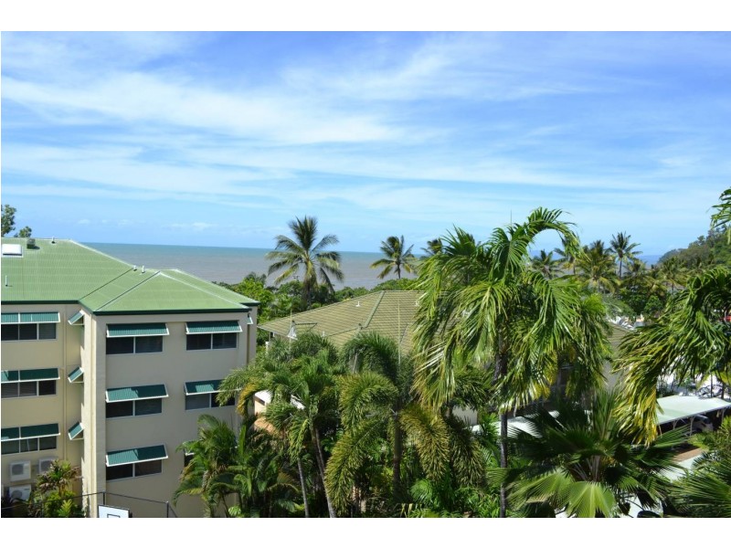 5/42 Moore Street, Trinity Beach QLD 4879