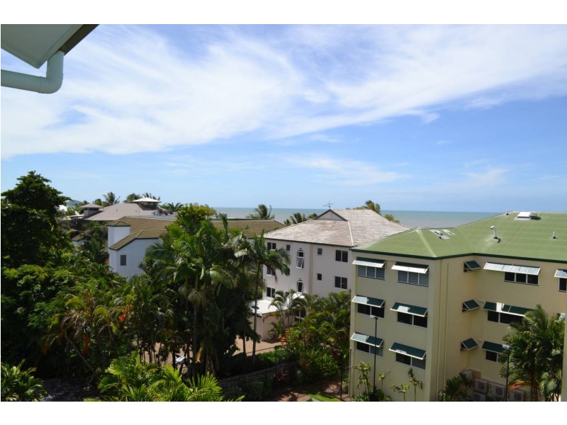 5/42 Moore Street, Trinity Beach QLD 4879