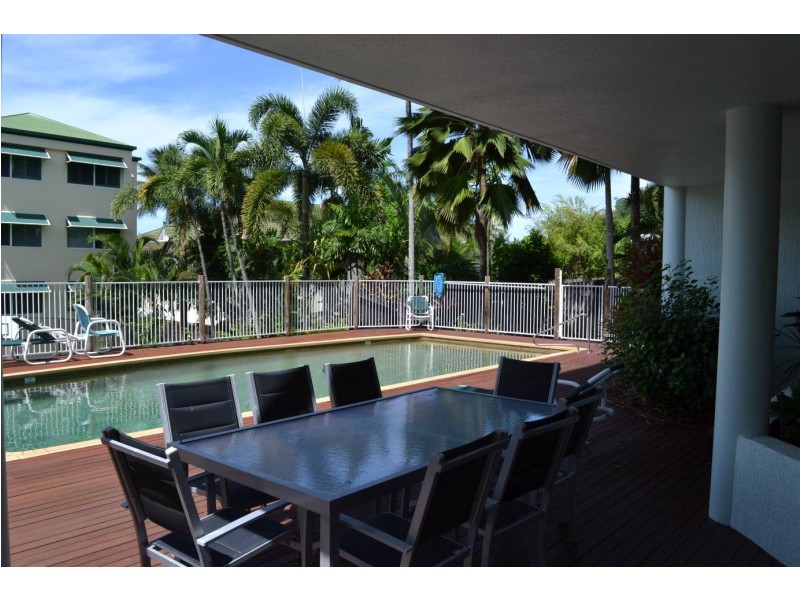 5/42 Moore Street, Trinity Beach QLD 4879