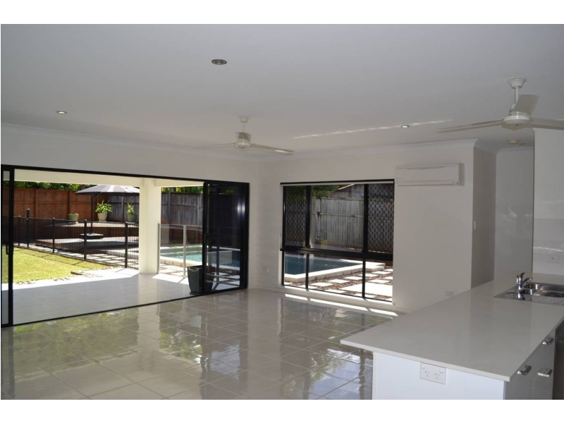 29 Bowline Close, Trinity Beach QLD 4879