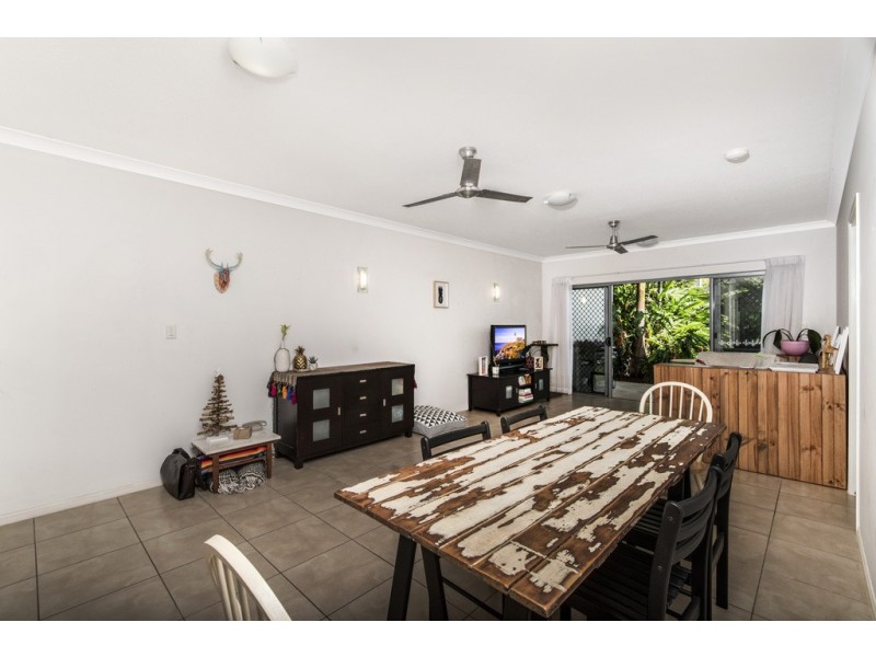 2/108 Trinity Beach Road, Trinity Beach QLD 4879