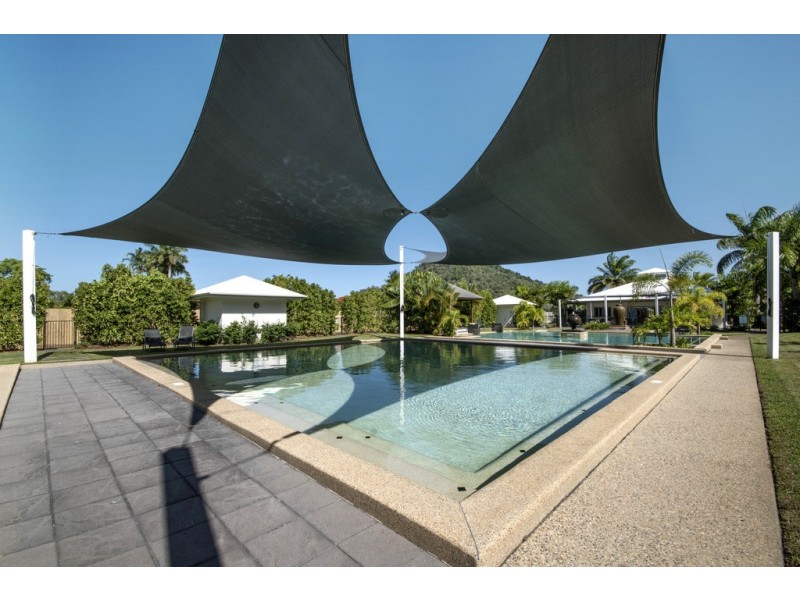 2/108 Trinity Beach Road, Trinity Beach QLD 4879