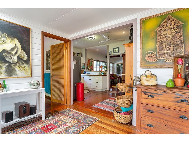 88 Christensen Street, Machans Beach QLD 4878