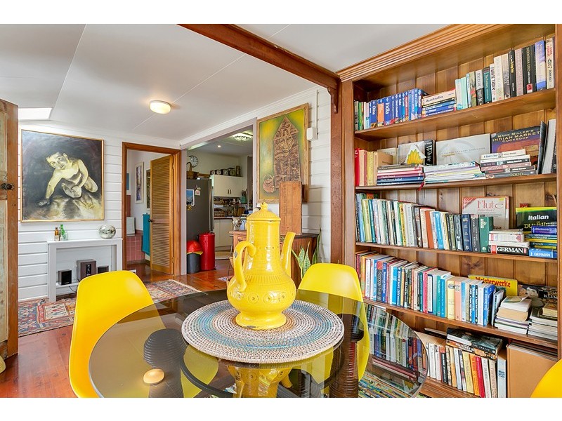 88 Christensen Street, Machans Beach QLD 4878