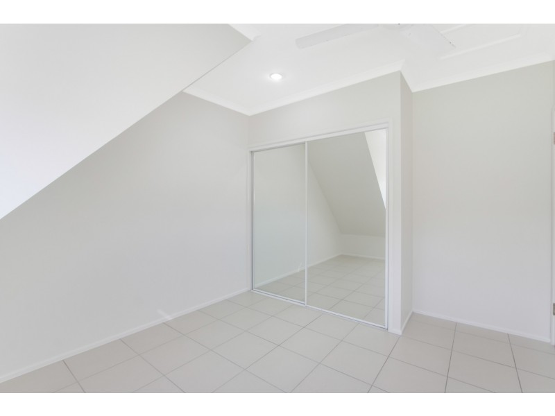8/79 Moore Street, Trinity Beach QLD 4879